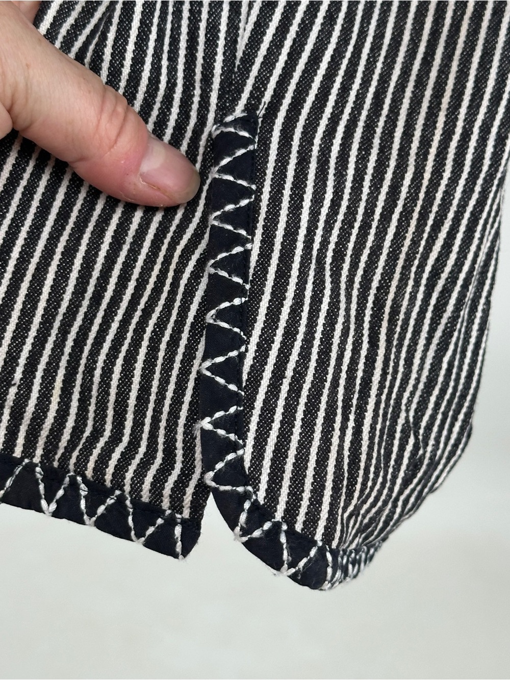 Talbots Size 16 Denim Black and White Pinstripe Blazer with Zigzag Trim - Picture 9 of 9